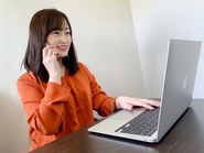 完全リモートワークであっても、電話・Googleドライブ・スプレッドシート・チャットワーク・zoom・Ovice（バーチャルオフィスシステム）を駆使し「まるで隣で仕事している」ようにリアルタイムで繋がる仕組みを導入しています。当社の仕組みがあれば、在宅ワークでも、未経験スタートでも、1年もすれば「採用のプロ」になることができるでしょう。