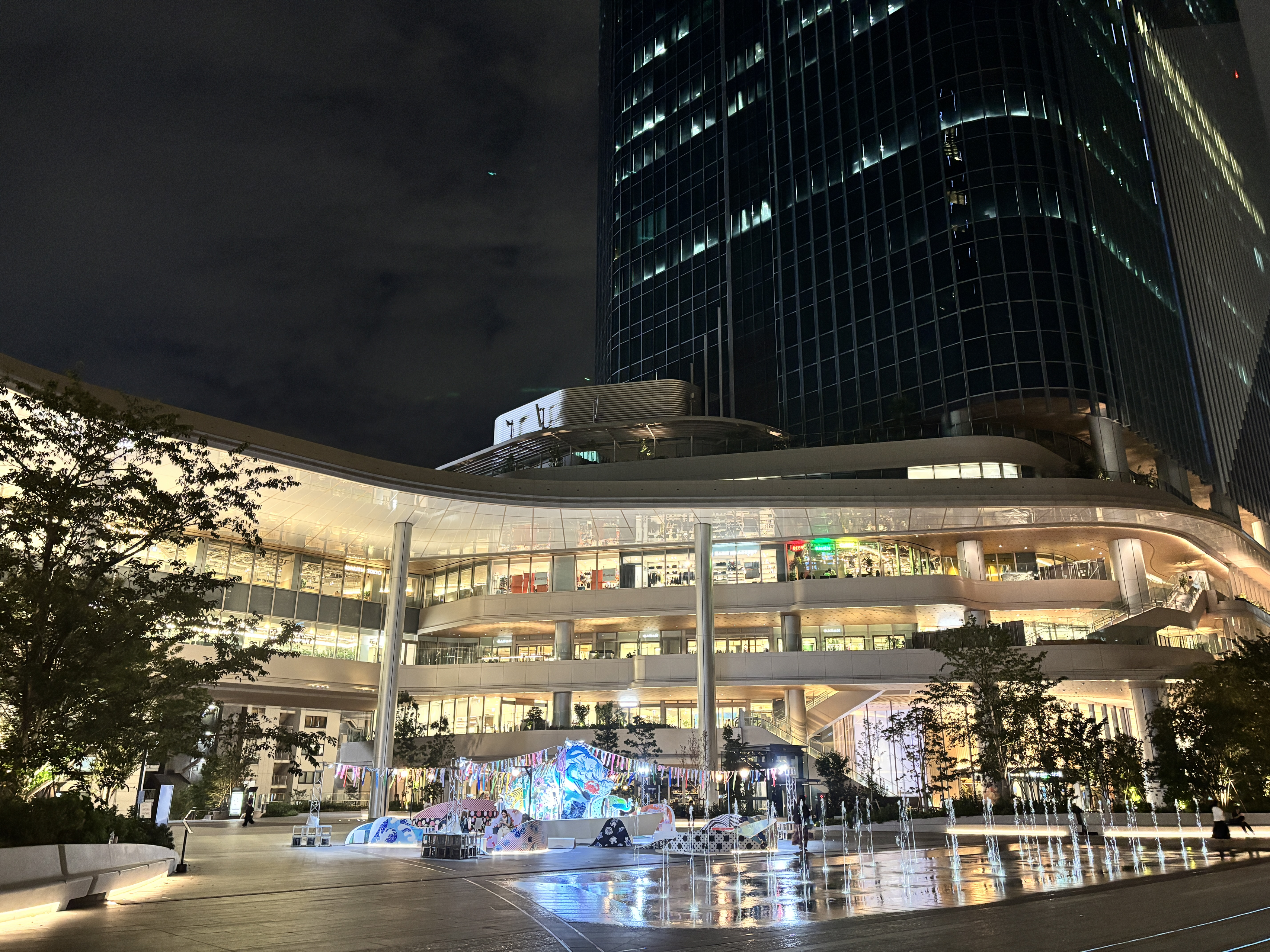 オフィス近くの商業施設が出来たから行ってみたら超絶オシャレだった件