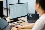 効率的かつクリエイティブに、お客様のDXを支える技術者たちの日常です。