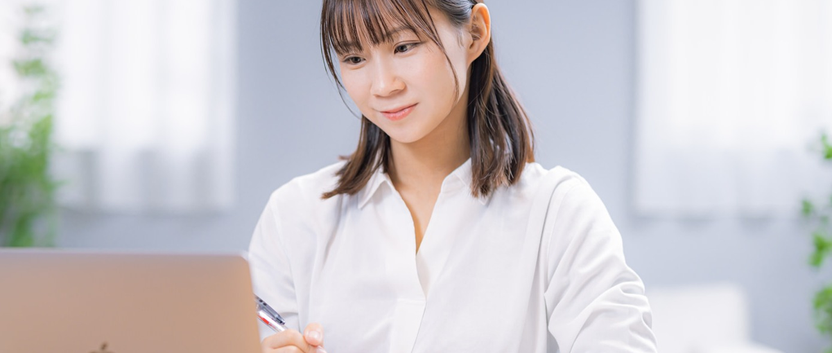 SNS・インフルエンサー業界で事務デビュー！関西拠点の営業事務スタッフ募集