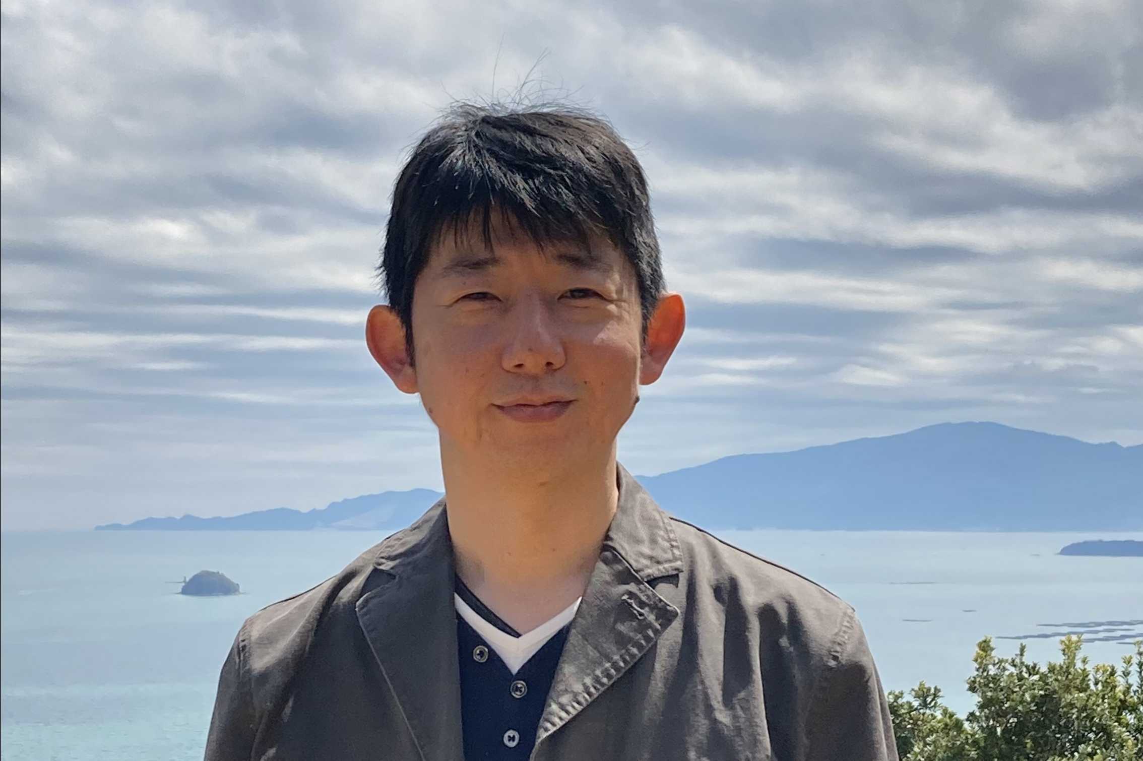 【社員インタビュー】子供が生まれて時間の大切さを実感。心理的安全性の高い会社の雰囲気は最高/ソフトウェアエンジニア 松岡省吾