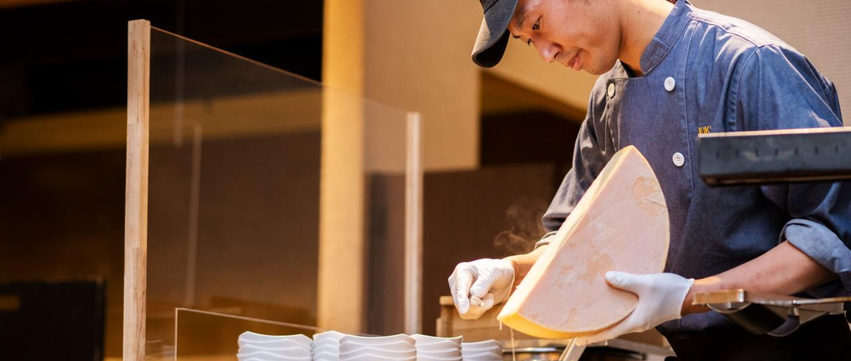 特別な時間を、誰かのために紡いでいく仕事です。