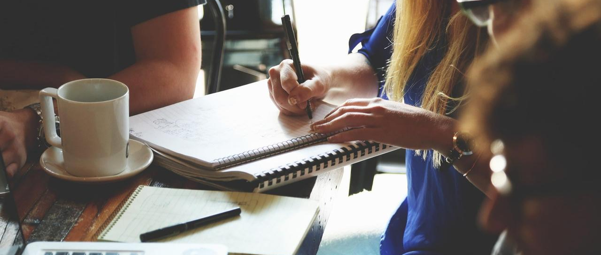 Salesforce / HubSpotなどの構築支援をできる方、募集！