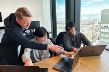 英語と広告を学びませんか？AI英会話アプリマーケティングアシスタント