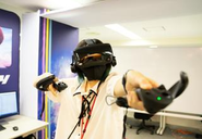 社内ではVR・AR開発のために多数の最新デバイスを取り揃えています！