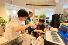 文系出身でも微経験エンジニアまで成長できる技術研修があります！