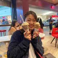 Hitomi Watanabe 
