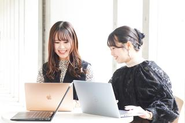 平均年齢38歳。経験豊かなメンバーから若手までフラットな関係性。