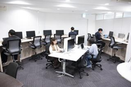 社内フリーアドレス席