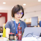 福岡 綾子
