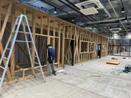 実際の現場の様子です。それぞれの職人が目の前の作業に真摯に向き合います。