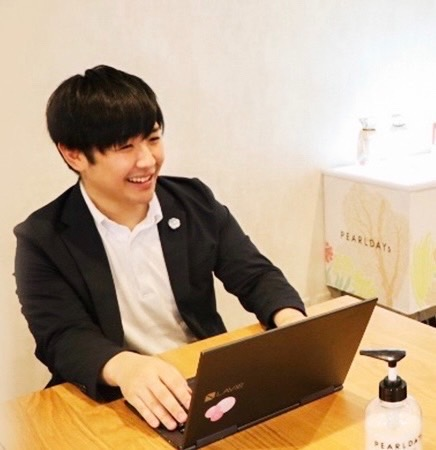 【営業社員インタビュー！】〜1%でも期待を超えたい〜コスメ事業部・渡邊知克さん