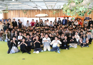 部署が増えても、会社のメンバーが全員で集まる時間を大切にし つながりを促進しています。これからも「目に見えない大切なもの」に投資し続けます。