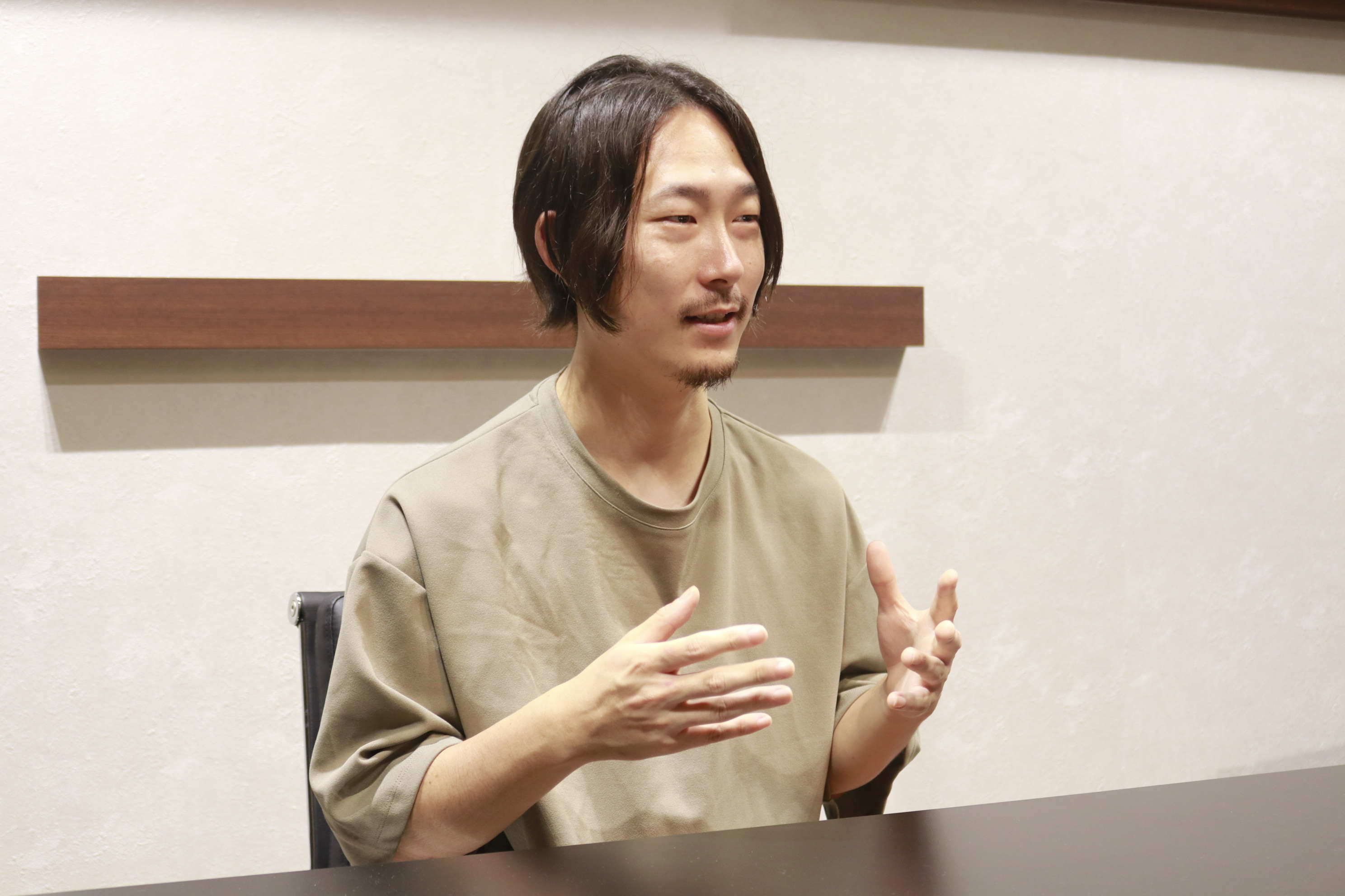 01 社員インタビュー】SES プログラマーの働き方 | 株式会社GORACREW