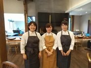 スタッフ