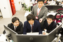 パソコンできなくても問題ない！本気でエンジニアを目指す環境あります！