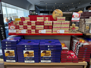 羽田空港にて"新しい東京土産"として「ベイクショートケーキ トーキョー」を販売