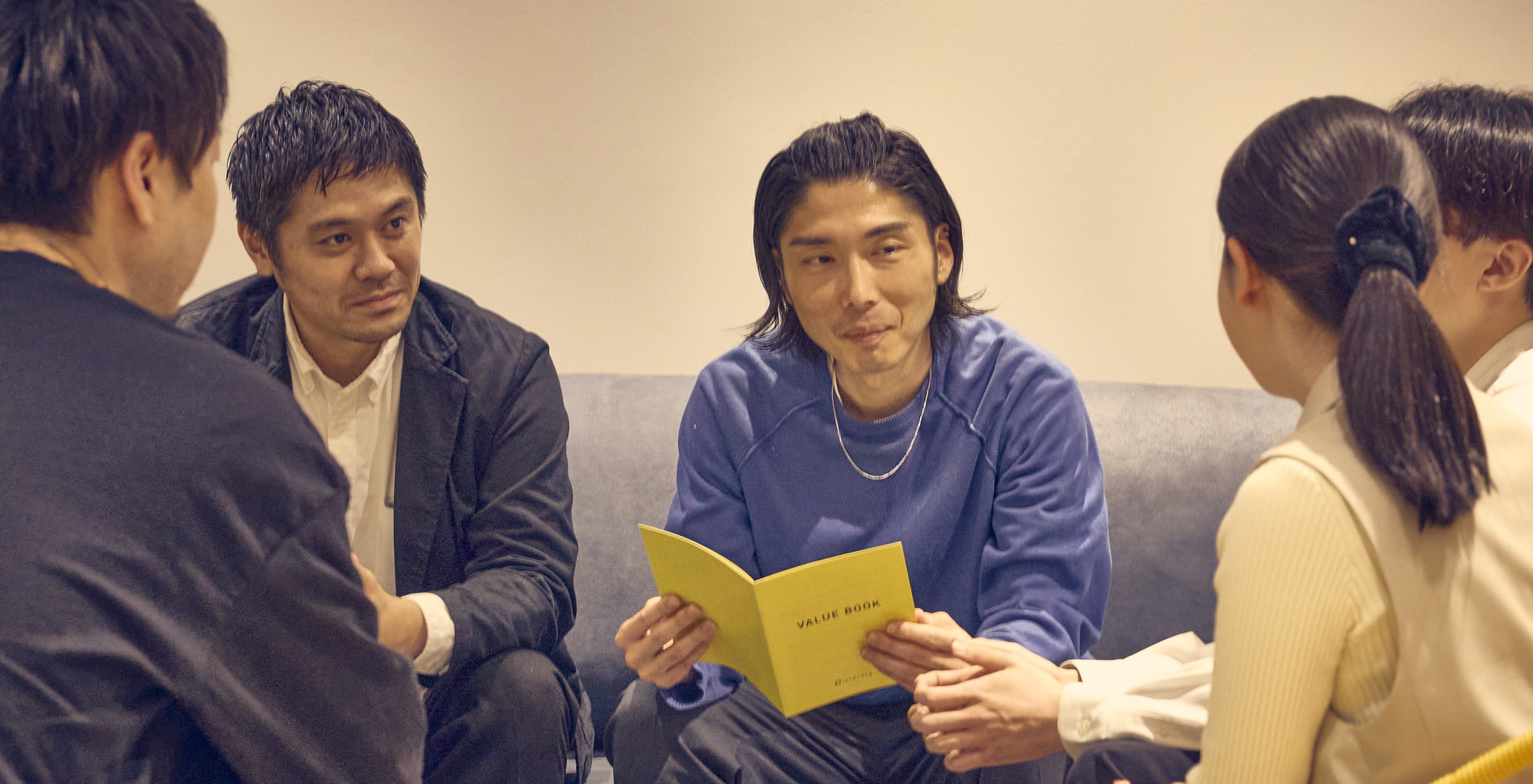 幹部陣に直撃インタビュー　新卒１期生が聞く「成長のカギ」