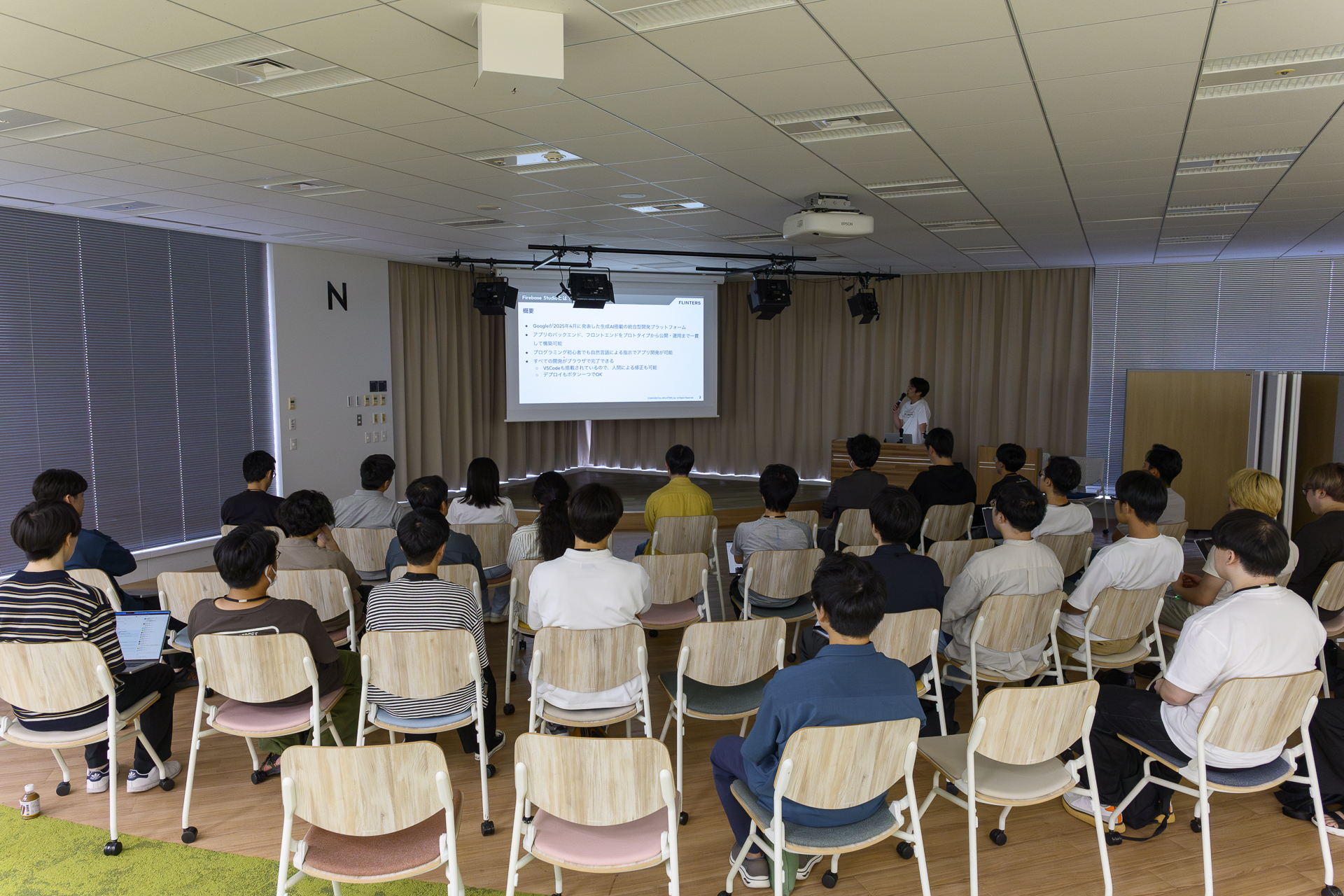 技術コミュニティー向けに会場スポンサードします