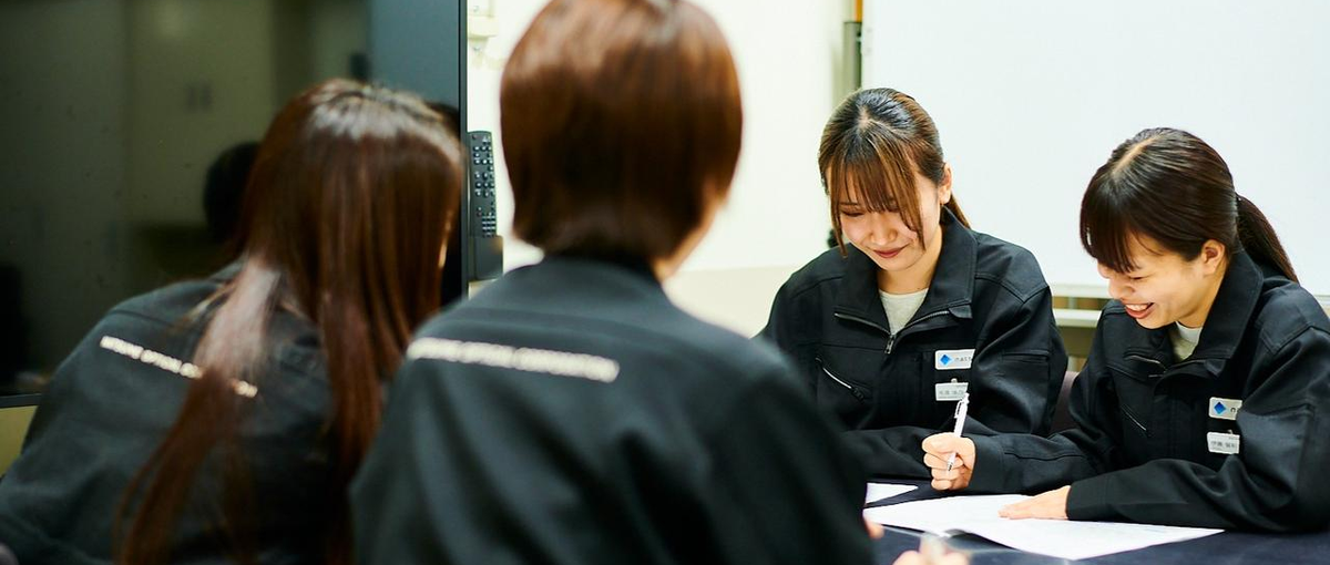 世界には光学の力が必要だ！光学を極め、世界の成長を後押しする。