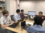 社内にはさまざまな分野の専門家がいるため、勉強会は盛ん