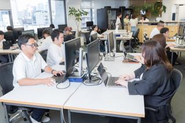 本社オフィス（大阪市西区江戸堀）