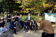 メンバー集合写真撮影中の様子