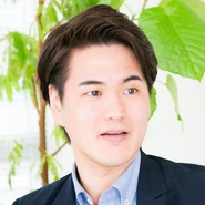 ポテンシャライトCEOの山根です。 山根はMVVC(Mission/Vision/Value/Culture)を重要視するタイプの代表で、自らCulture設計などにも従事し、プレイングマネージャーとして会社経営をしております。