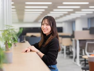常にチャレンジを楽しむ社員が多く在籍しています！社内はお互い相談しやすい風通しの良い雰囲気です。