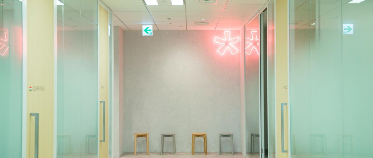 自社サービス推進するグラフィックデザイナー募集！