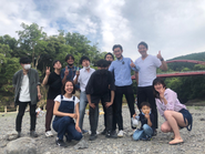 入社1ヶ月目での歓迎会、世代が近いメンバーに囲まれて囲まれて仕事の相談も近い距離でできるのが安心できました！