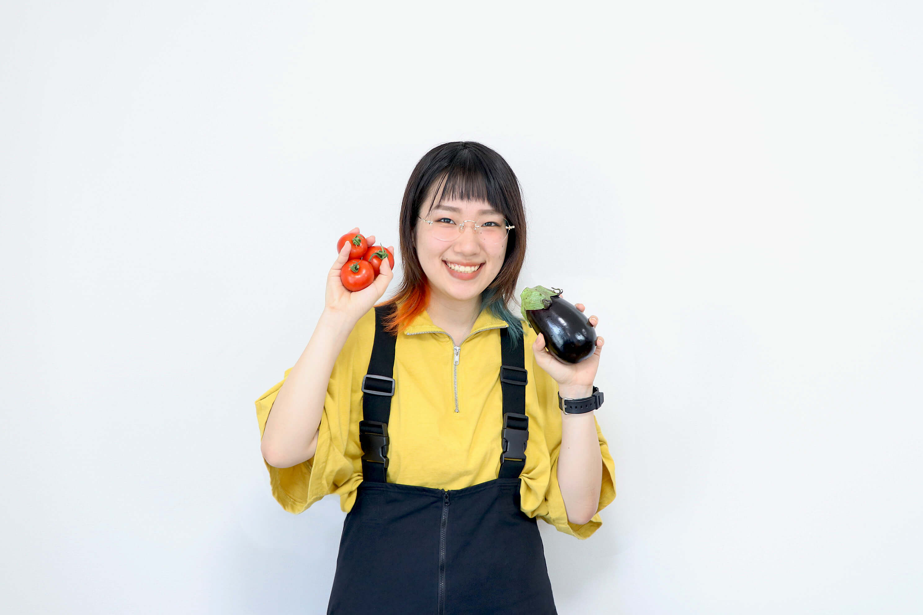 【社員紹介】実家のぶどう農家は経営難で廃業。コンプレックスを個性に変えて私は農業変革に挑む。