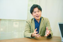 成果主義｜創業フェーズでMBA卒代表直下で営業・事業開発経験が積める！
