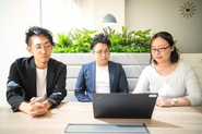 未経験から活躍中のスタッフが多数。社会的なニーズが急速に高まっている事業に携わり、あなた自身もスキルに磨きを掛けられます。