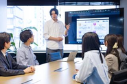 入社したその日から、あなたの成長を全力でサポート！研修もバッチリ準備してますよ！