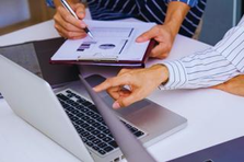 Unlock Your Career! 営業担当者募集中
