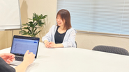 平均年齢は27歳！仕事とメリハリがありながらもご飯に行ったり、笑いが飛び交うあたたかいチームです。