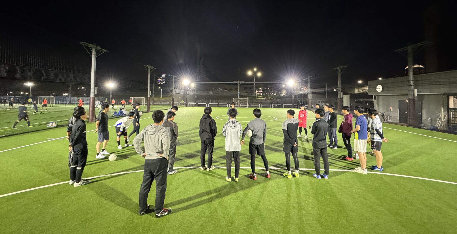 自社メディア（SIU）主催のフットサル交流会を実施！