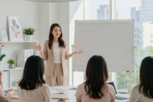 営業経験者歓迎！AIを活用したサービスで顧客のビジネスを加速させる！
