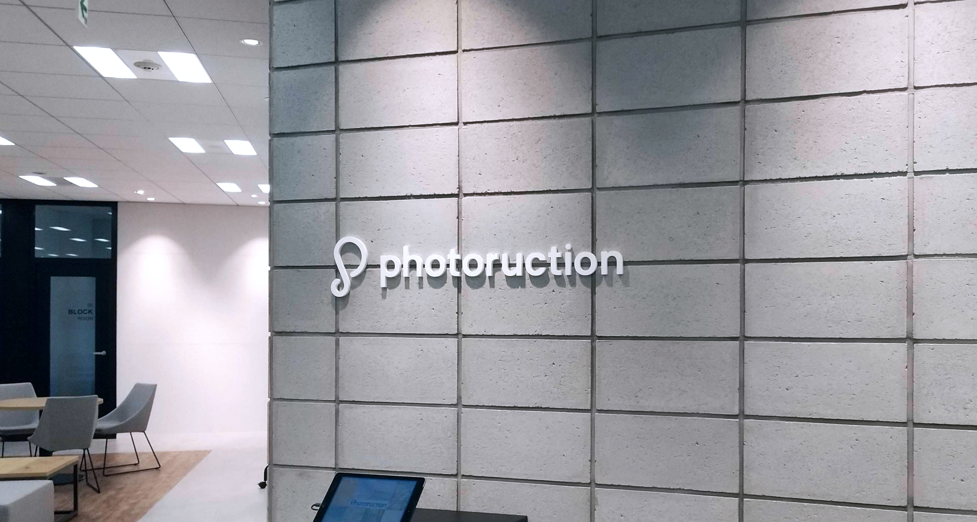 フォトラクション、本社移転いたしました！