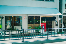 ベンチャー飲料メーカーで店舗立ち上げをリードするSV候補を募集！
