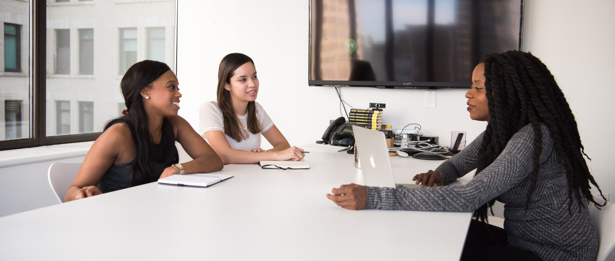 システムエンジニア｜上流工程へのキャリアアップ。主体性が求められる環境で。