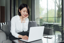 WEBマーケティング会社の総務・事務スタッフ！フロントチームのサポートも