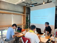 超実践的な講義とプロの伴走支援