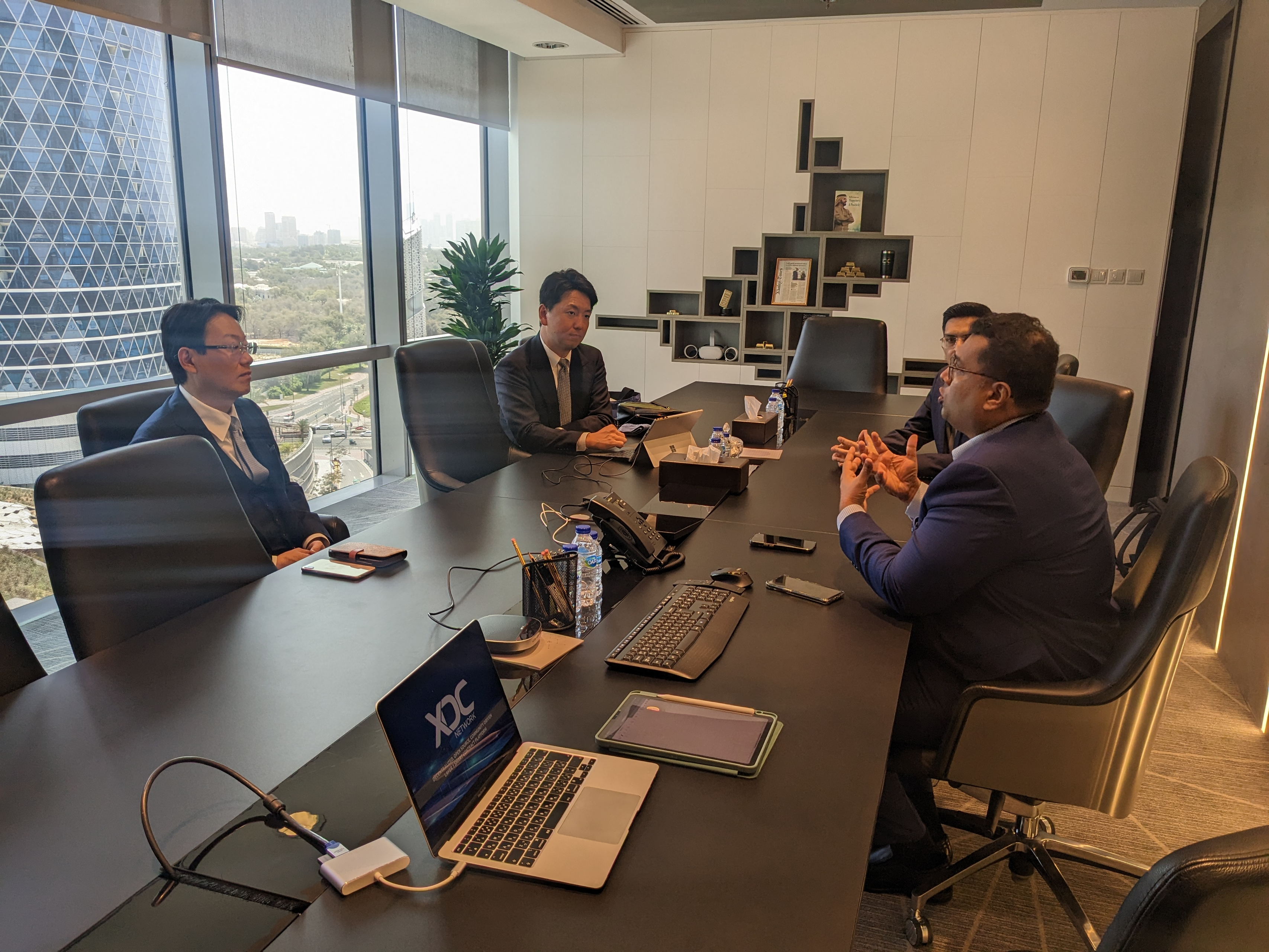 英語を使う仕事？英語をまわす仕事？