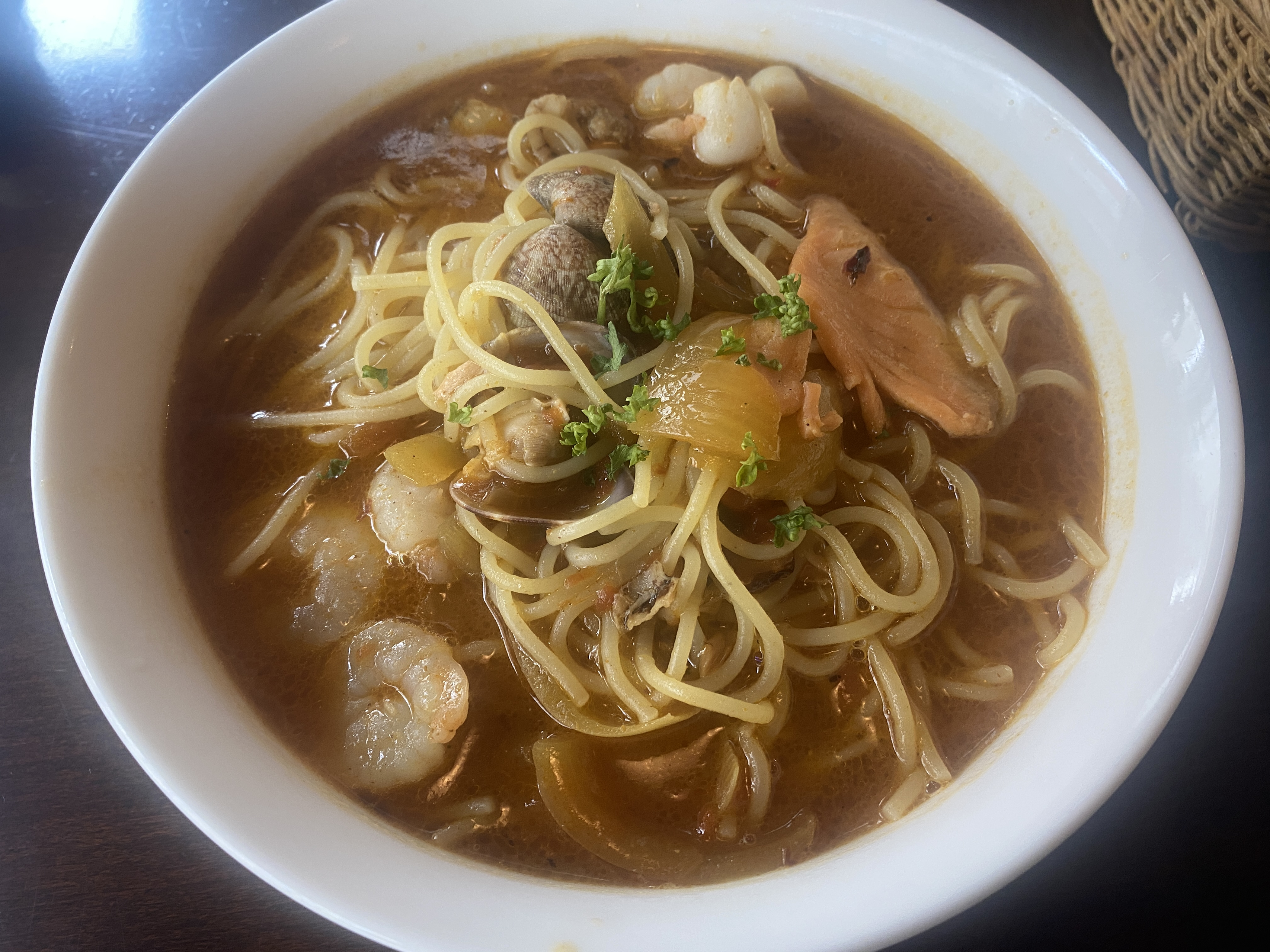 初めて後輩をランチに誘ったのはなぜか？