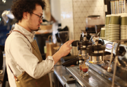 オフィス1Fは、運営するコーヒーショップ”B portland coffee roastery” 
