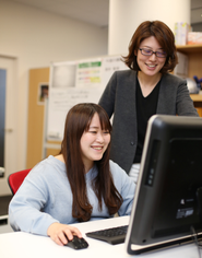 奇想天外に聞こえるような組み合わせの企画をすることも多々。だからこそ、それぞれの専門分野を特化し活かして行く環境があります。