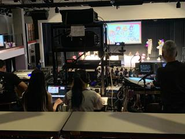 作品や推しに囲まれた職場