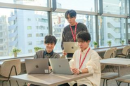 インターン生同士でミーティングを行います！